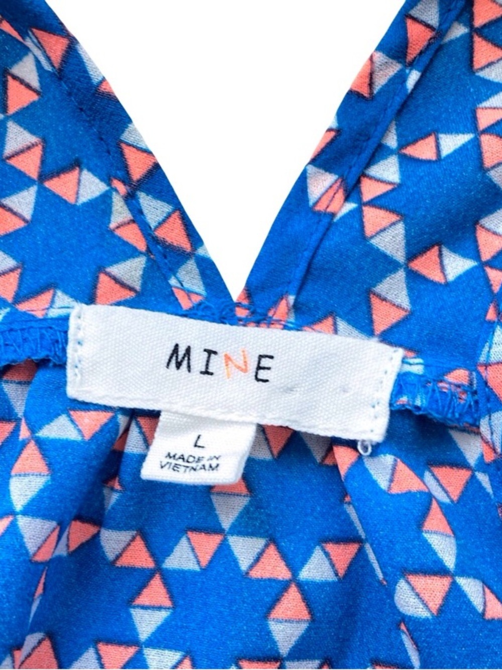 MINE Blue Geometric racerback tank Blouse – Size L - Picture 3 of 9